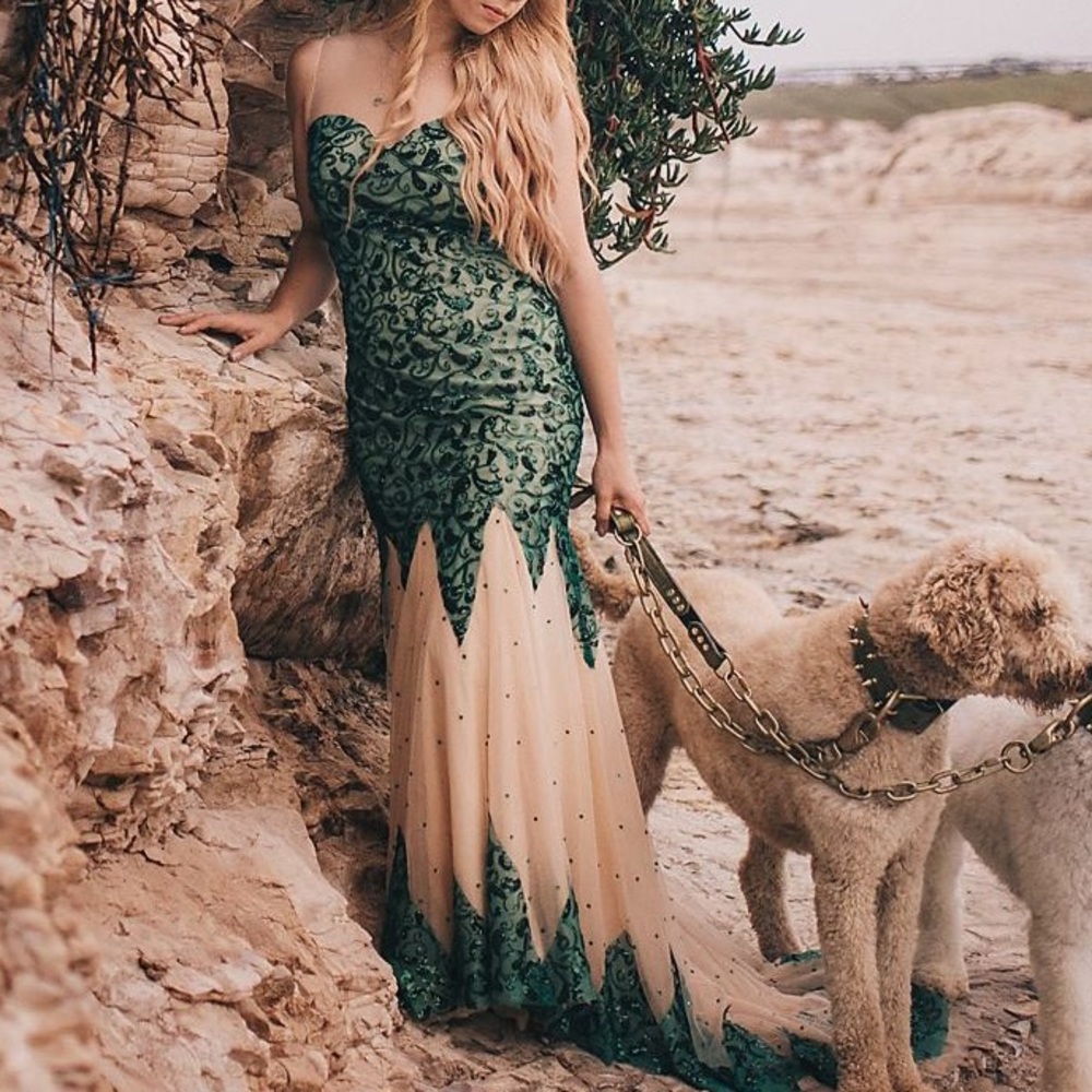Green sequin dress size s